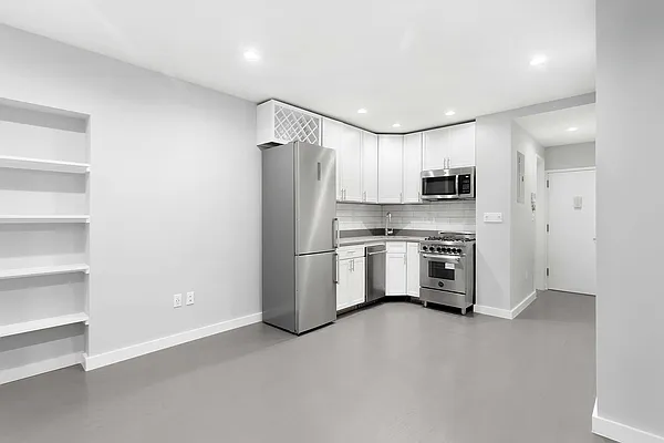 Rented by Cooper & Cooper Real Estate | media 11