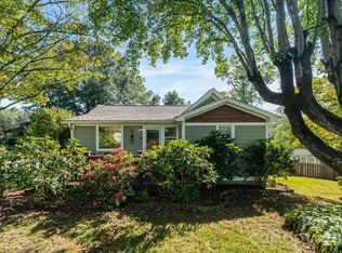 94 Pressley Ave, Brevard, NC 28712