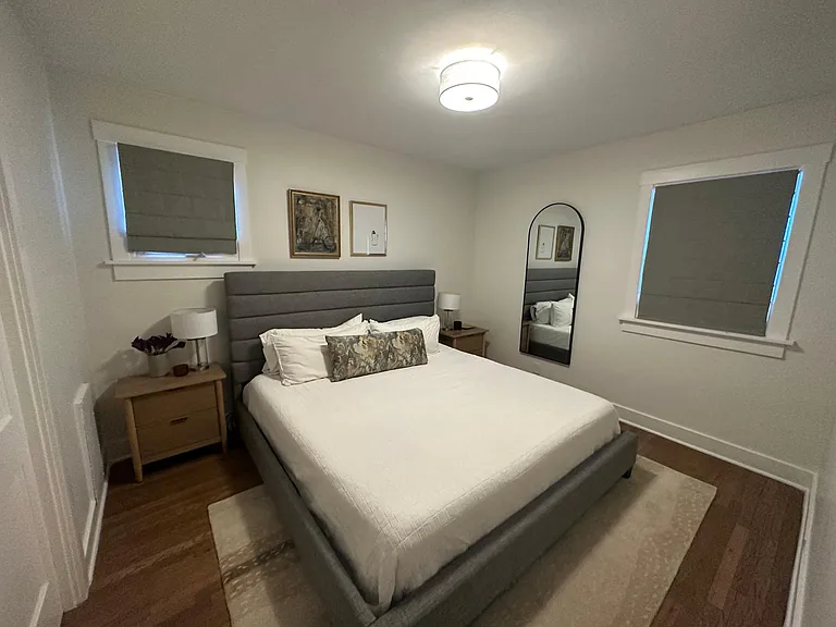 744 S York St — Photo 13