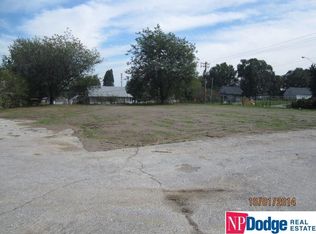 7616 S 28th St, Bellevue, NE 68147