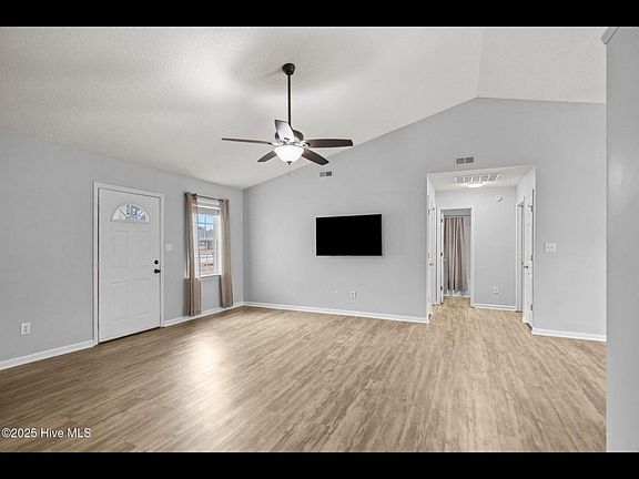 2nd image of 3510 Plantation Rd