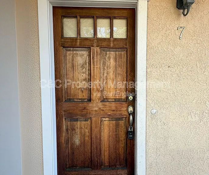 340 W 15th Ave #7 — Photo 1