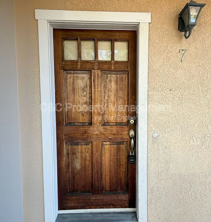 340 W 15th Ave #7