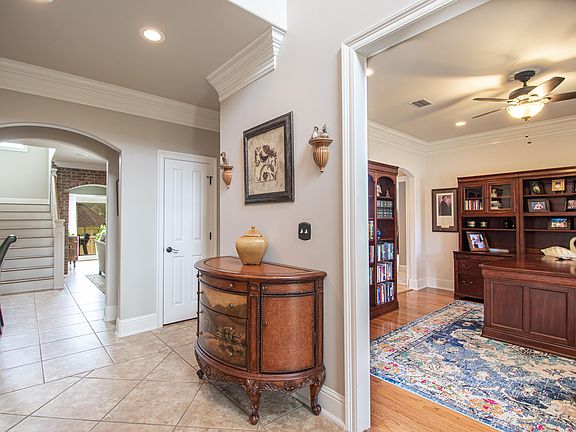 3rd image of 12556 S Lake Forest Dr