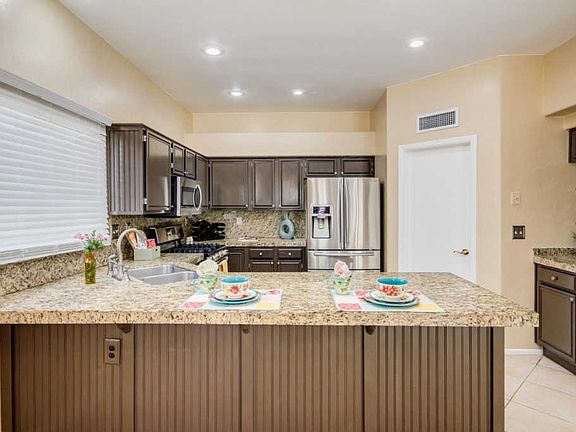 4th image of 3386 W Overton Heights Dr
