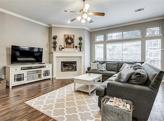 5th image of 8408 Fort Union Ct