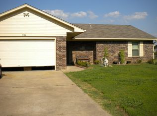 904 3rd Ter, Barling, AR 72923