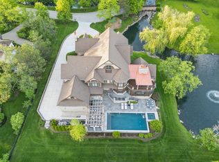 3 Oak Ct, Oak Brook, IL 60523