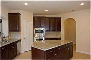 4th image of 1649 Bradford Grove Trl