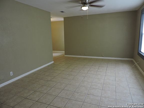 4th image of 1064 John Page Dr