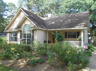 1014 3rd St SE, Cairo, GA 39828