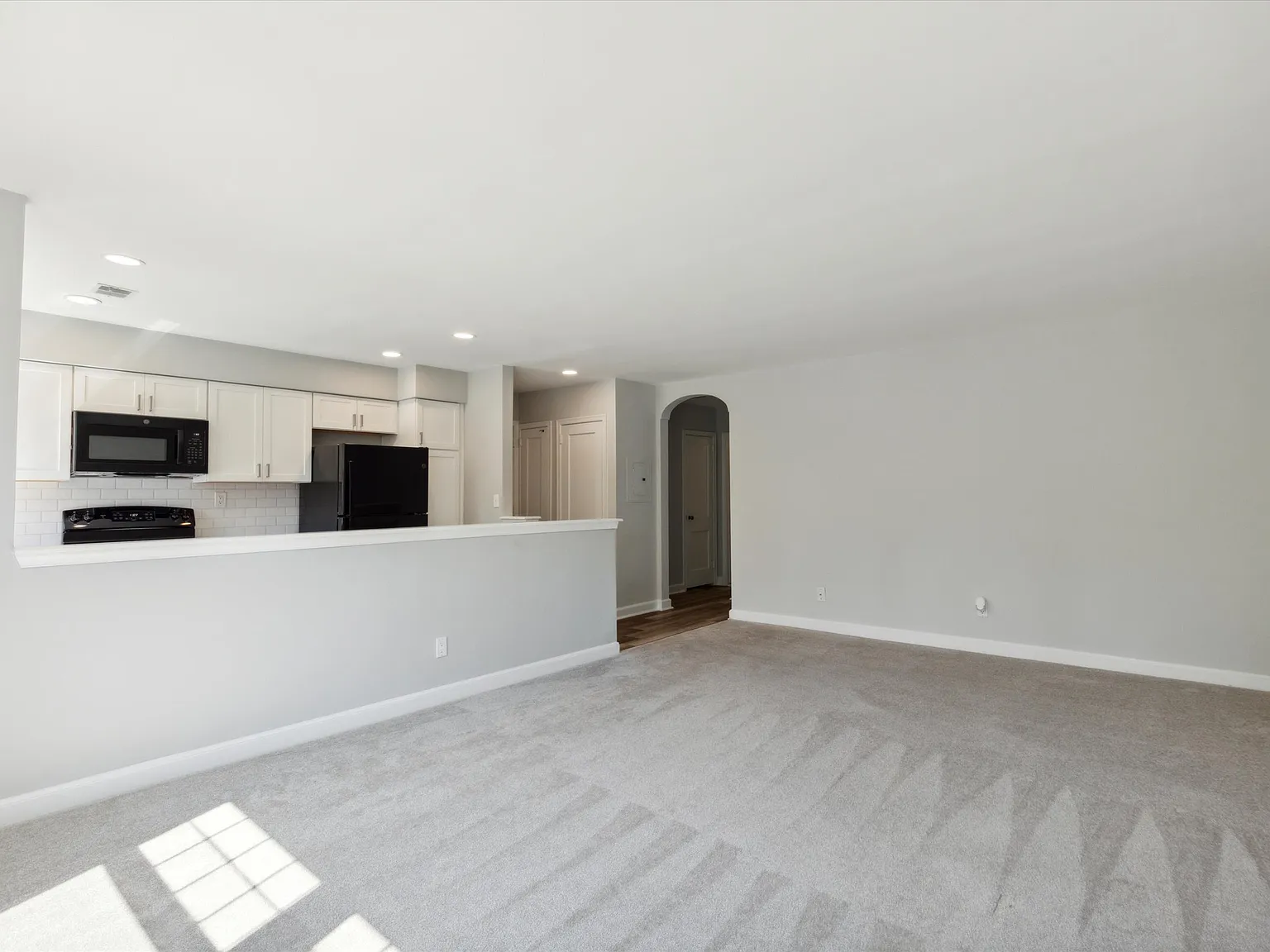 1 bed, 675 sqft, $1,850 — Photo 4