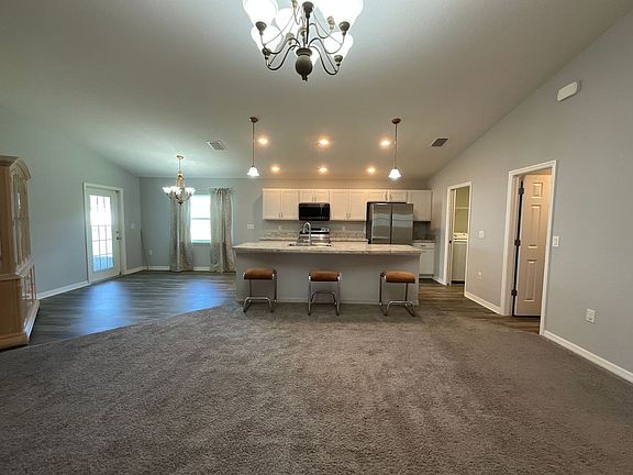2nd image of 5547 SE 91st Pl