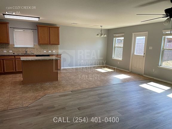 4th image of 1320 Cozy Creek Dr