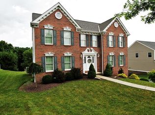 3014 Willowbrook Dr, Bridgeville, PA 15017