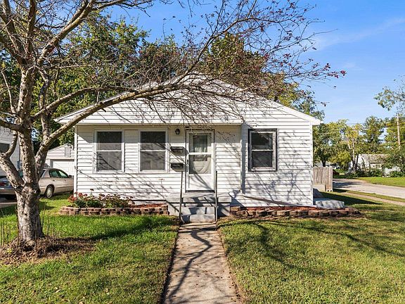 2nd image of 44 Vernon Ln