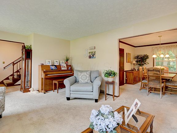 5th image of 1691 Emerald Ct