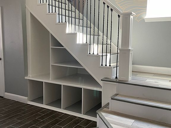 4th image of 2532 Amati Dr