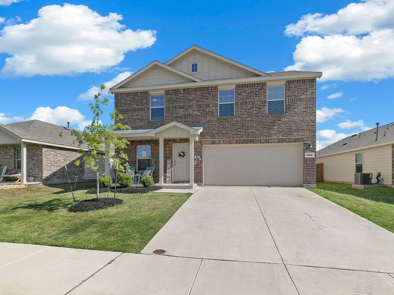4 bed, 1959 sqft, $2,150 — Photo 2