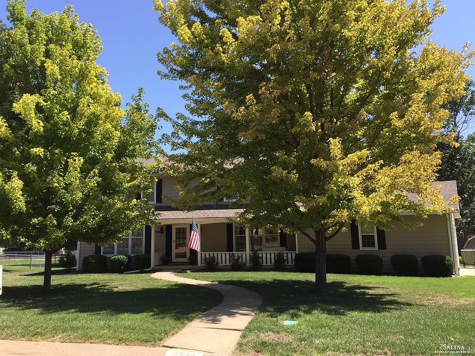 1st image of 2330 Glen Cir