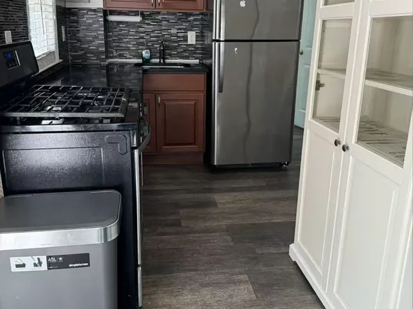 (undisclosed Address), Huntington Station, NY 11746
