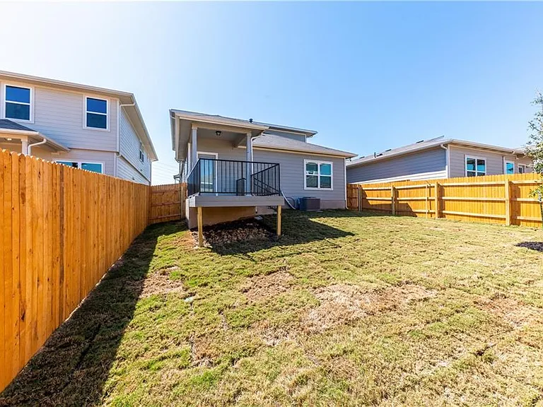 8304 Mimi Ln — Photo 21