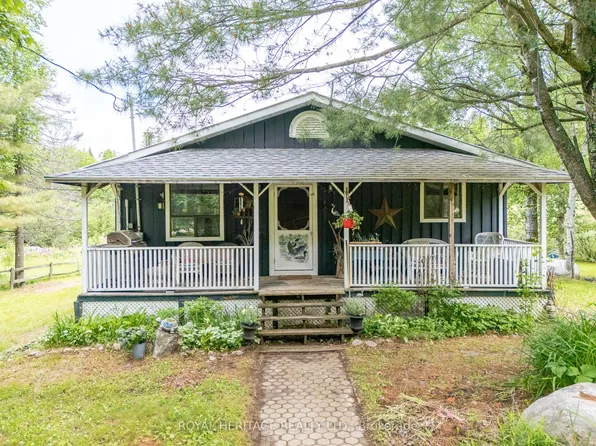 34 Gordon Point Rd, Magnetawan, ON P0A 1P0