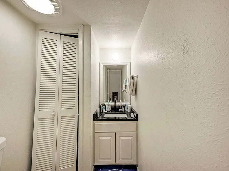 3102 Cedar St — Photo 20