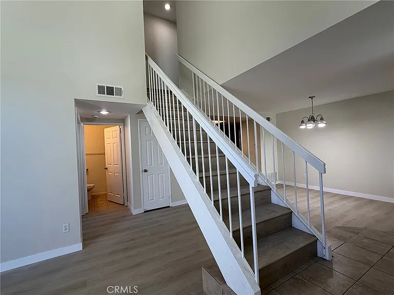 483 Deerfield Ave — Photo 9