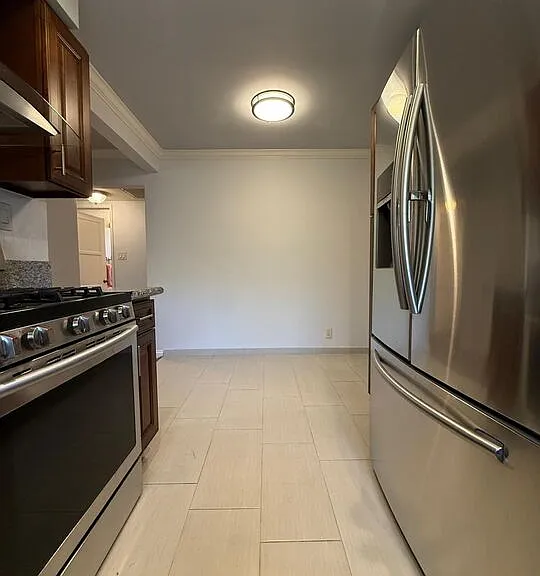 6024 Coldwater Canyon Ave — Photo 5