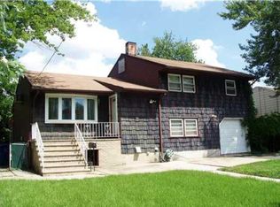 116 Tracy Dr, Fords, NJ 08863