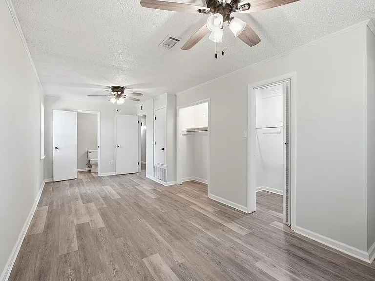 1410 Magee Dr — Photo 8