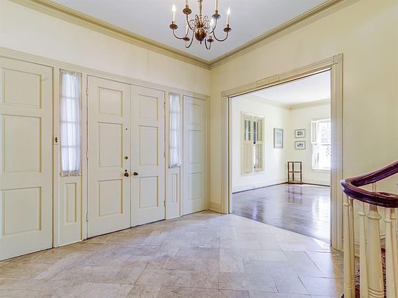 4th image of 2901 Avenue O