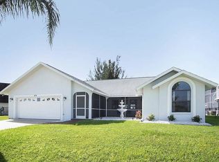 424 SW 9th St, Cape Coral, FL 33991