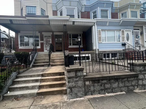 230 S Farragut St, Philadelphia, PA 19139
