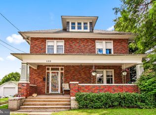 122 W Forrest Ave, Shrewsbury, PA 17361