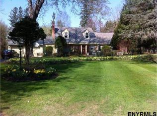 18 Font Grove Rd, Slingerlands, NY 12159