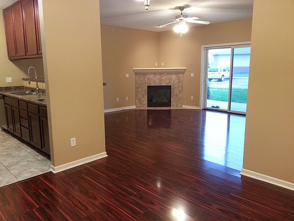 2nd image of 6350 Coachlight Dr Unit 1106