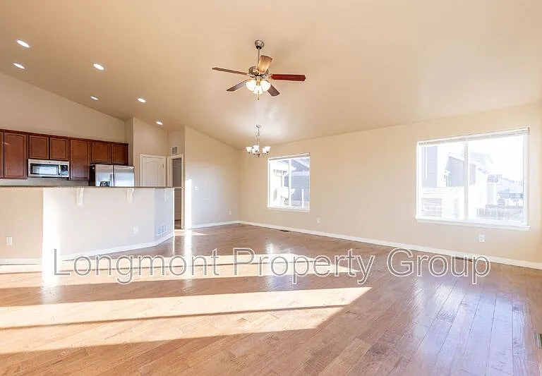 2650 Bridle Dr — Photo 7