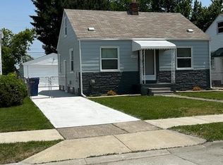 21772 Normandy Ave, Eastpointe, MI 48021