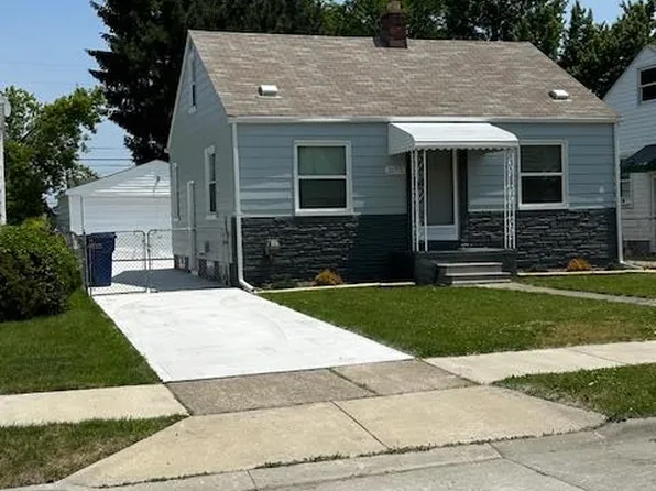 21772 Normandy Ave, Eastpointe, MI 48021