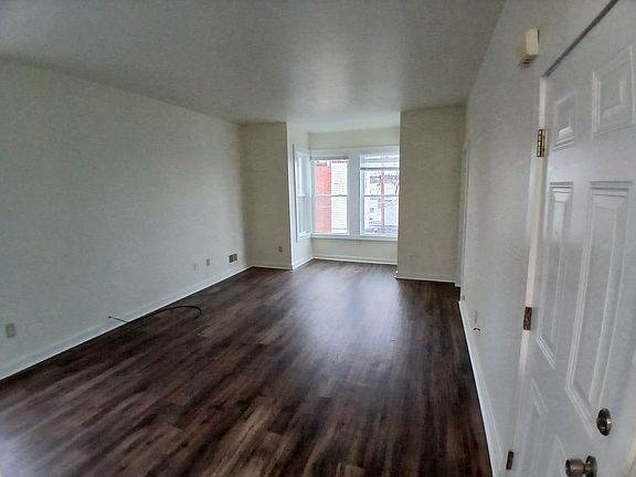 5th image of 91 Park Ave Floor 3