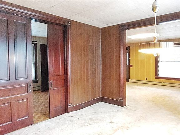2nd image of 51 Walnut St