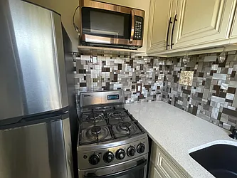 Rented by Nest Seekers International