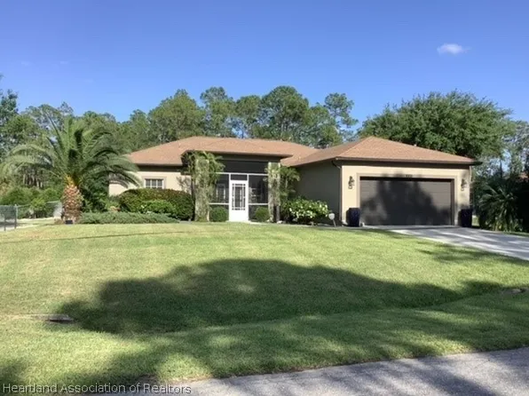 1006 Palmetto Ave, Lehigh Acres, FL 33972