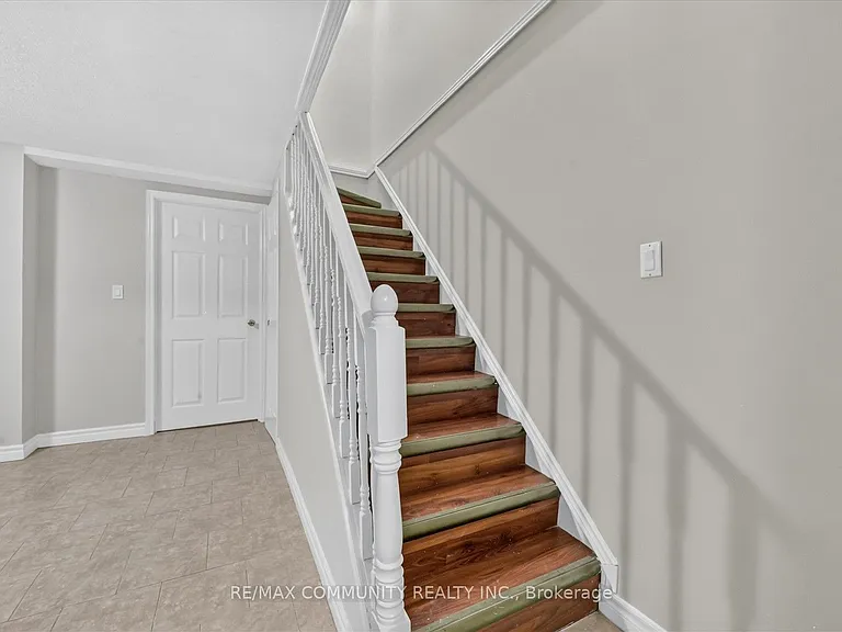 850 Huntingwood Dr #15 — Photo 27