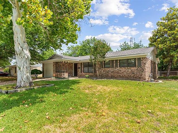 2nd image of 5821 Westhaven Dr