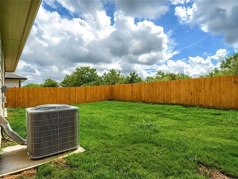 745 Adler Way — Photo 28