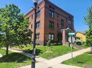 702 20th St #205, Des Moines, IA 50314
