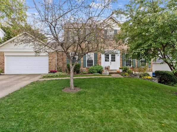 5785 Summit Meadow Dr, Saint Charles, MO 63304